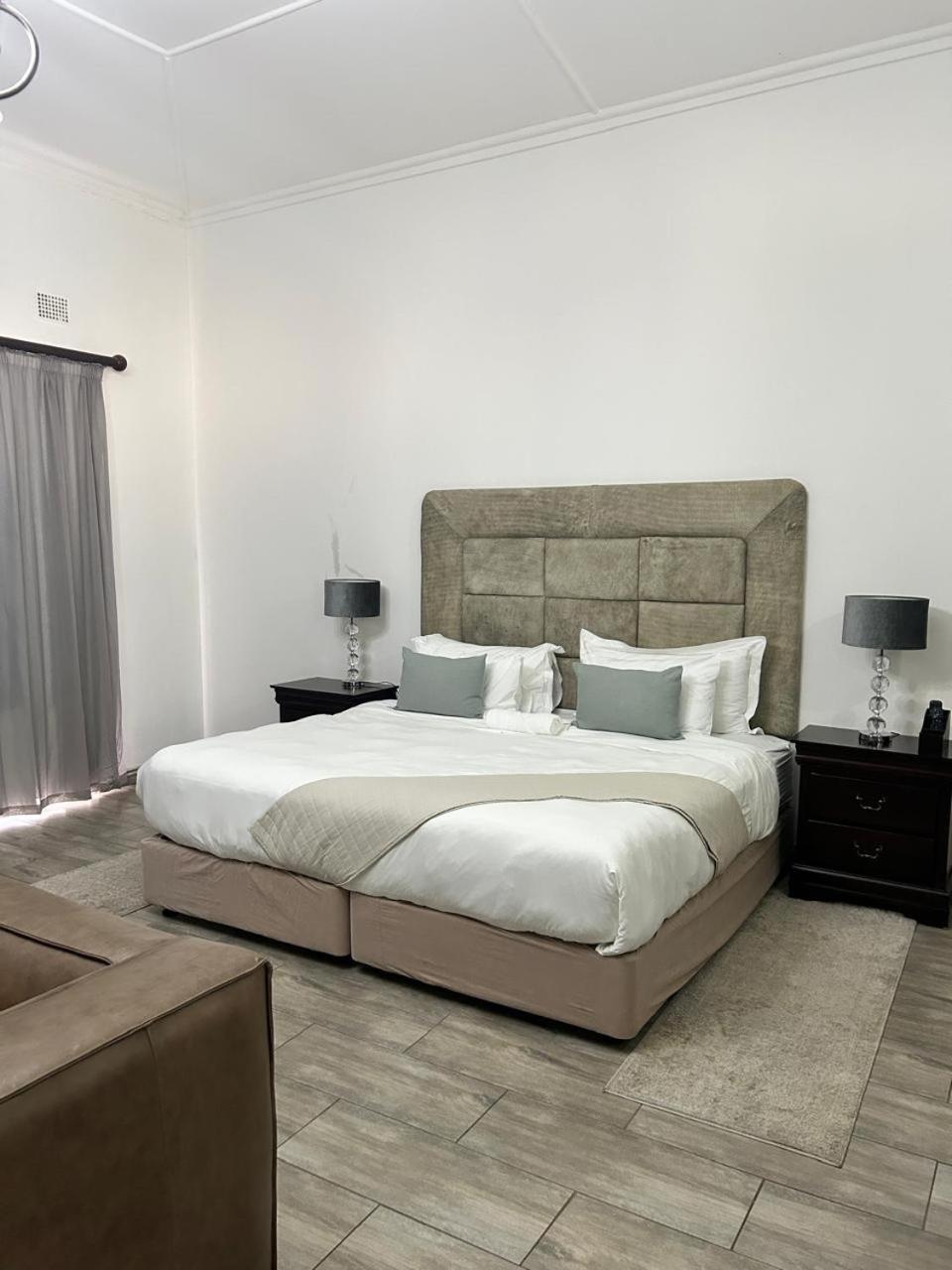 Calla Lily Guesthouse نيلسبروت المظهر الخارجي الصورة